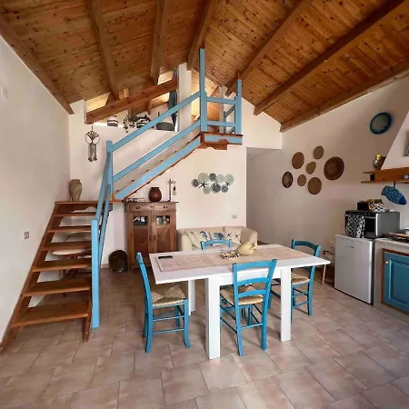 Casetta Storica Sotto Torre *