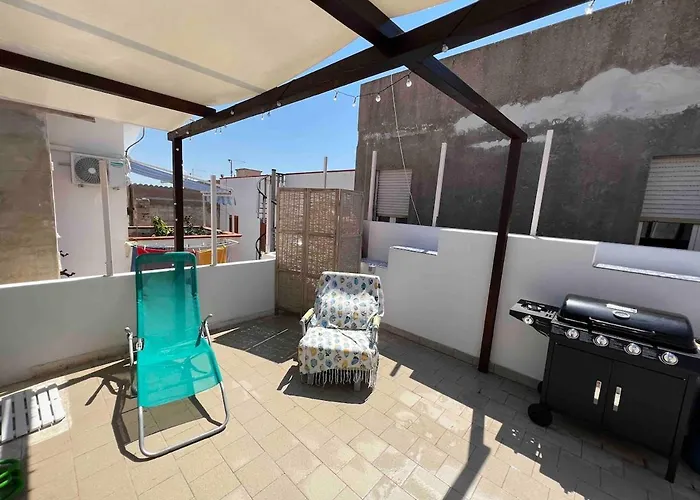 Casetta Storica Sotto Torre Tatil Evi Calasetta